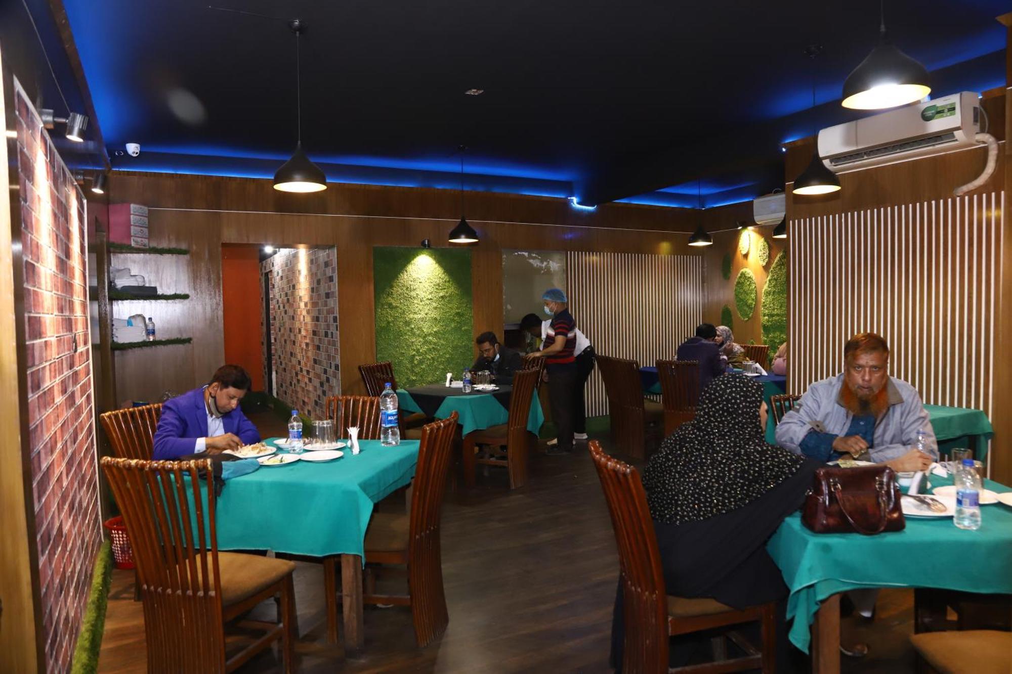 Rezala Restaurant And Residence Dhaka Exterior photo